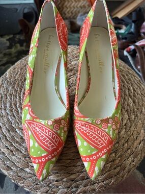 bettye muller Green and Red Paisley Pointed-Toe Heels